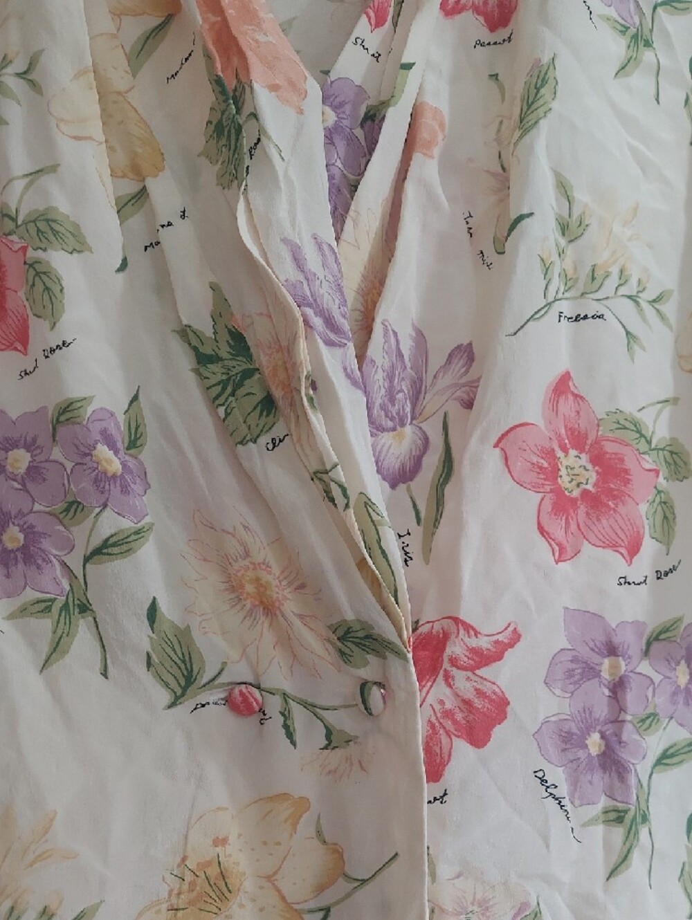 100% Silk Anna And Frank Cream Floral Short-Sleeve Button Down Shirt - Picture 4 of 9